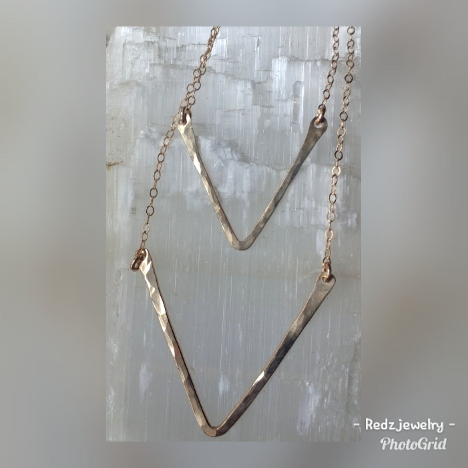 Customizable Mommy & Me V Necklace Set